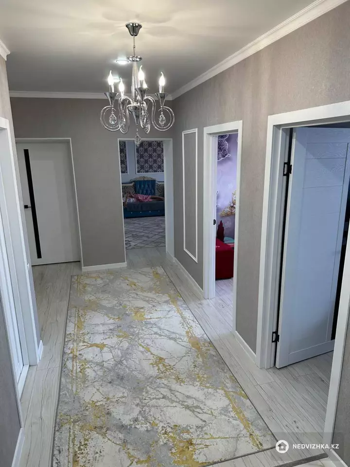 3-комнатная квартира, этаж 2 из 6, 74 м², фотография 4
