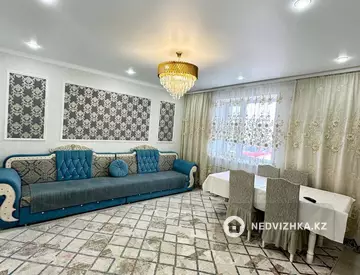 3-комнатная квартира, этаж 2 из 6, 74 м²