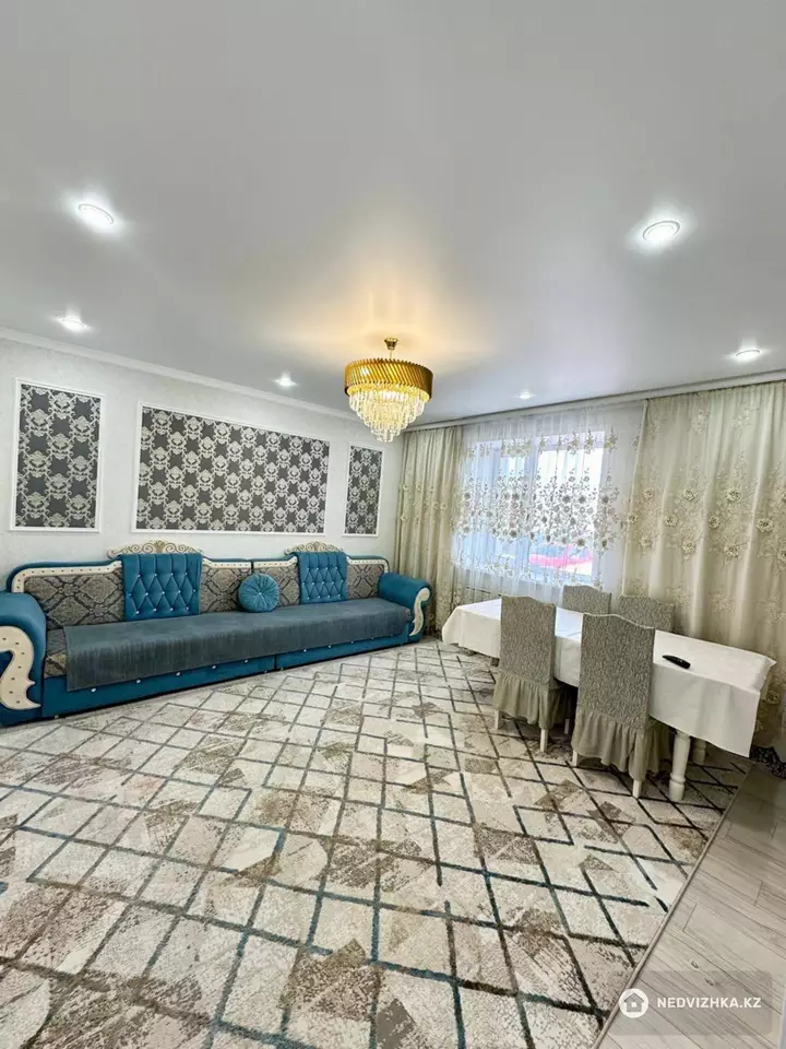 3-комнатная квартира, этаж 2 из 6, 74 м², фотография 5