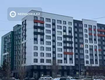 1-комнатная квартира, этаж 2 из 10, 39 м²