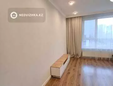 2-комнатная квартира, этаж 5 из 12, 49 м², На длительный срок