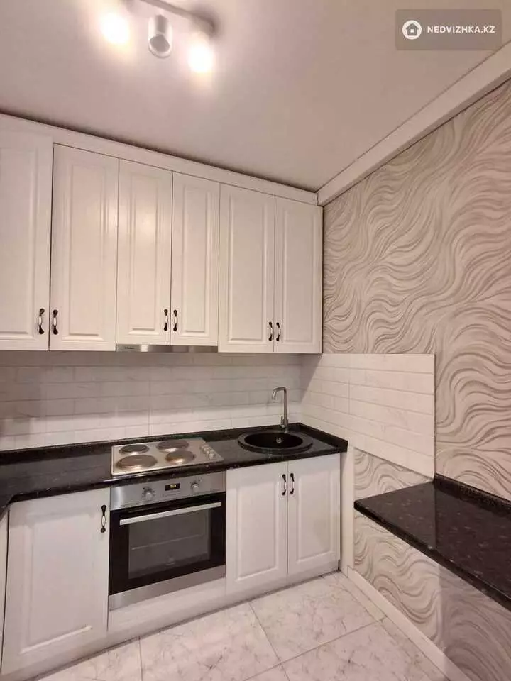 2-комнатная квартира, этаж 5 из 12, 49 м², На длительный срок, фотография 2