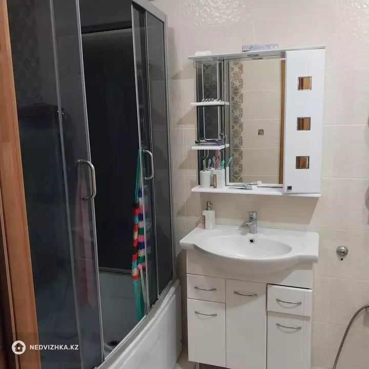 4-комнатная квартира, этаж 3 из 4, 134 м², 5-фотосурет