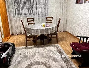 5-комнатная квартира, этаж 1 из 2, 204 м²