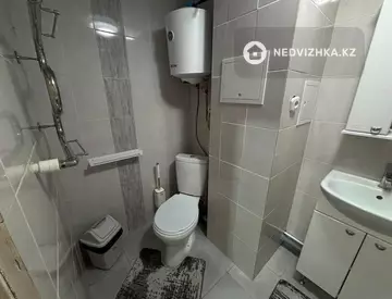 2-комнатная квартира, этаж 1 из 9, 53 м², миниатюра 12