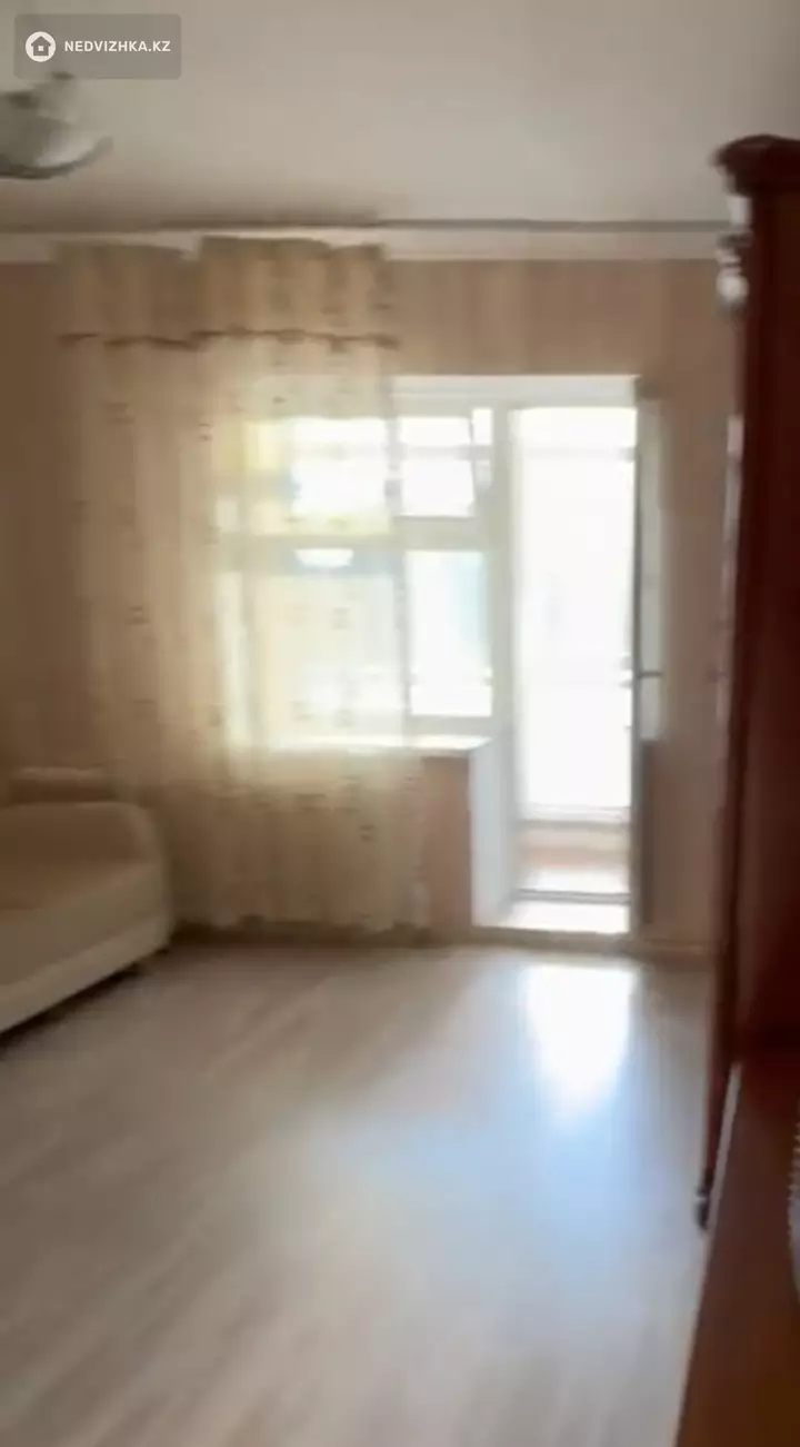 1-комнатная квартира, этаж 5 из 9, 41 м², На длительный срок, фотография 2