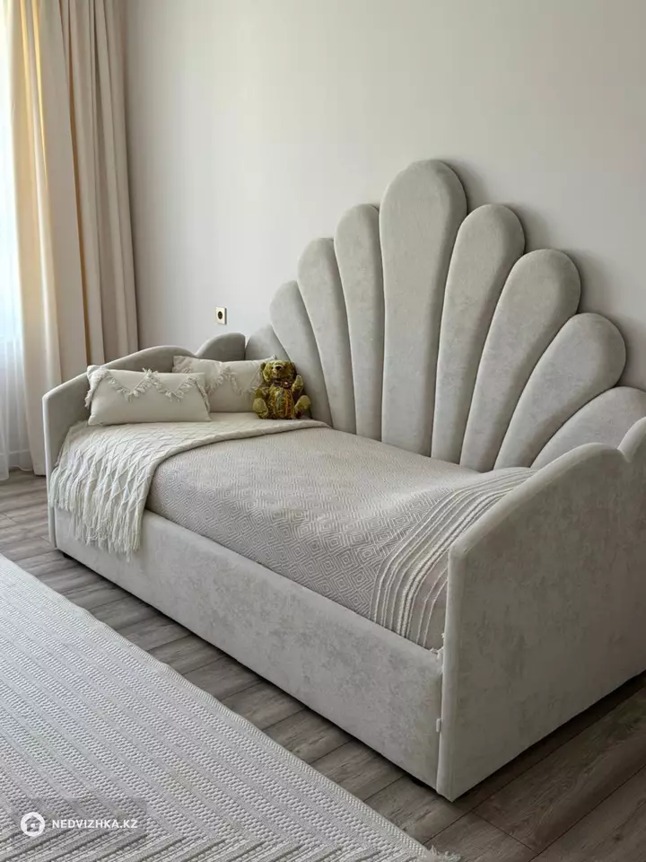 3-комнатная квартира, этаж 9 из 7, 90 м², фотография 4