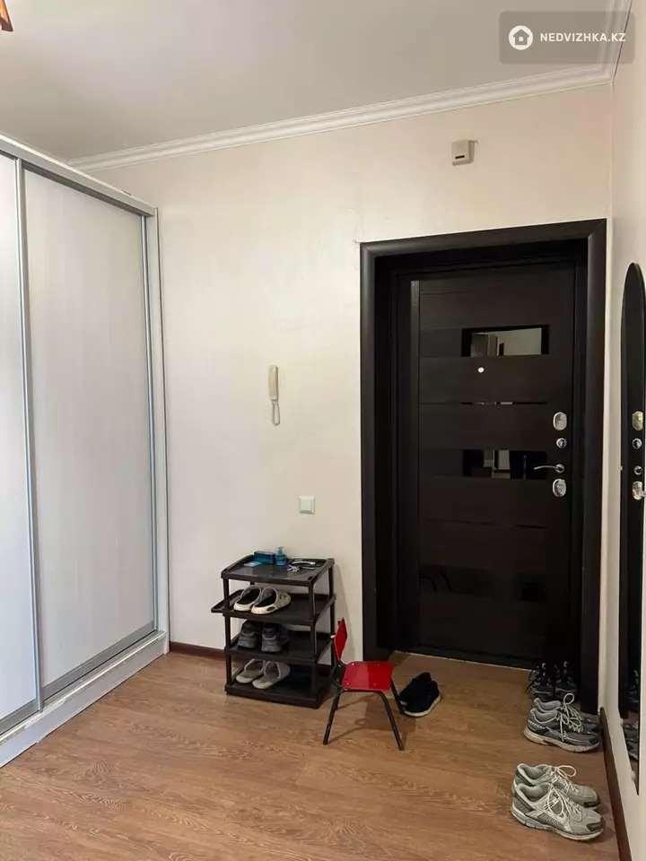 3-комнатная квартира, этаж 5 из 5, 87 м², фотография 5