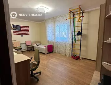 3-комнатная квартира, этаж 5 из 5, 87 м², миниатюра 10