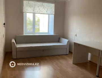 4-комнатная квартира, этаж 4 из 9, 90 м²