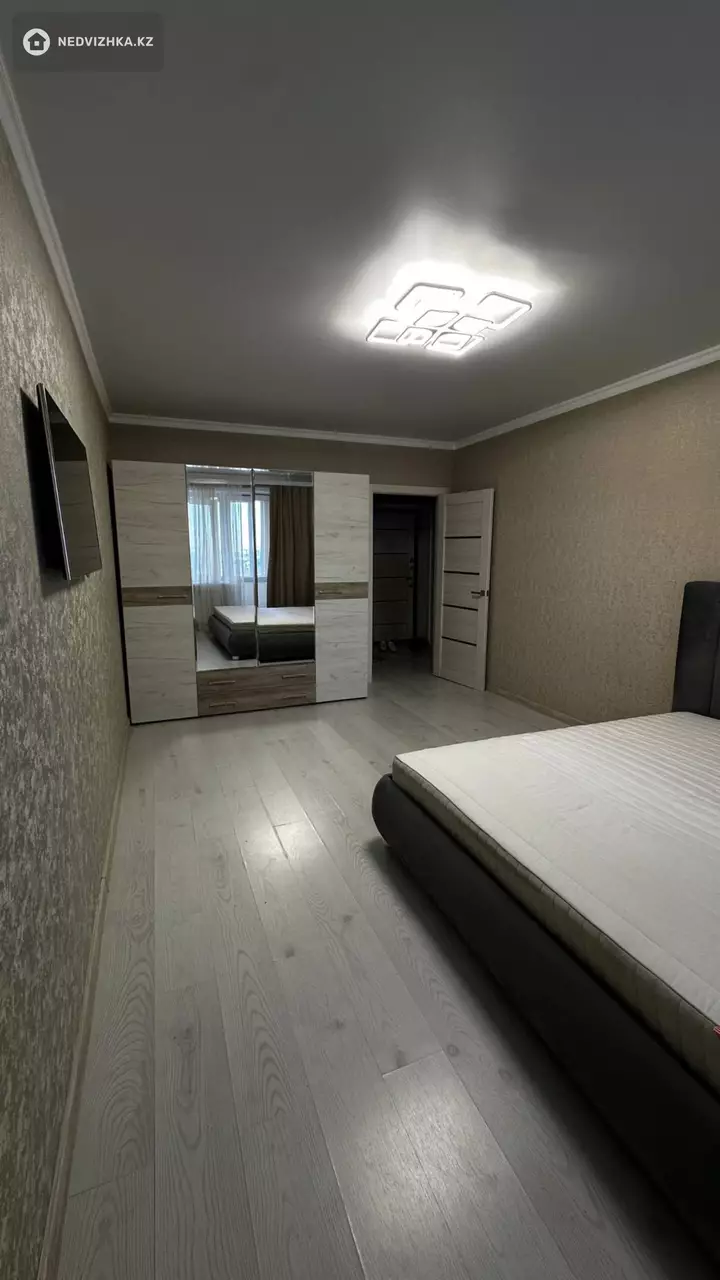 1-комнатная квартира, этаж 9 из 9, 40 м², фотография 3