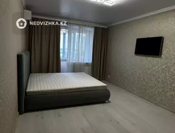 1-комнатная квартира, этаж 9 из 9, 40 м²
