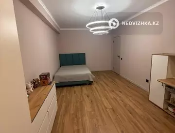 3-бөлмелі пәтер, қабат 5 барлық қабат саны 7, 82 м², 1-нобай