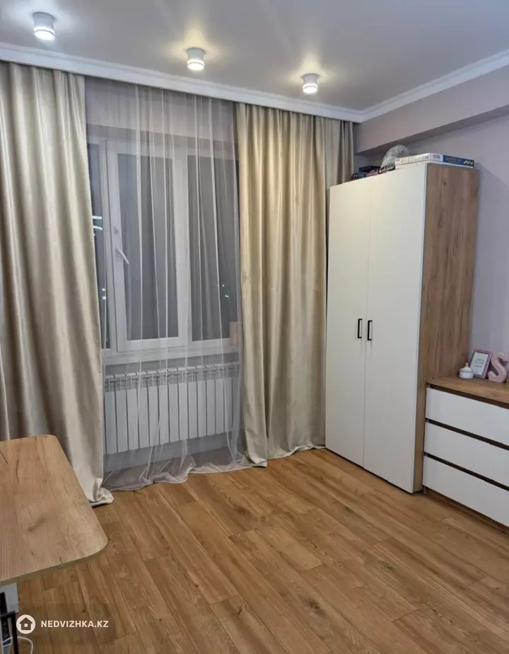 3-комнатная квартира, этаж 5 из 7, 82 м², фотография 3
