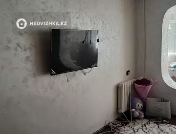 2-комнатная квартира, этаж 3 из 5, 53 м², На длительный срок