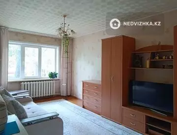2-комнатная квартира, этаж 1 из 5, 45 м², миниатюра 3