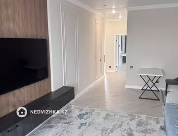 2-комнатная квартира, этаж 4 из 5, 71 м², На длительный срок, миниатюра 4