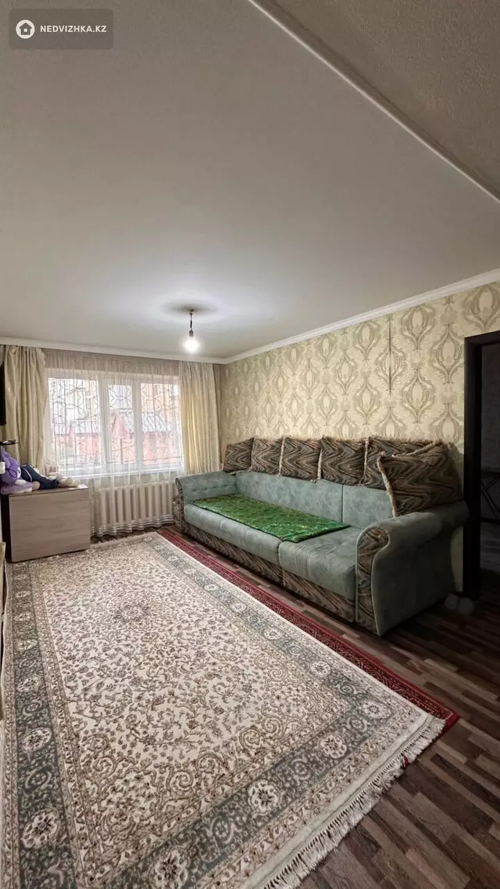 2-комнатная квартира, этаж 1 из 5, 44 м²
