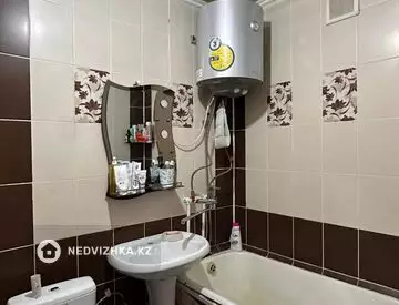 2-комнатная квартира, этаж 1 из 5, 44 м², миниатюра 6