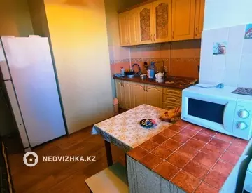 1-бөлмелі пәтер, қабат 9 барлық қабат саны 12, 40 м², На длительный срок, 11-нобай