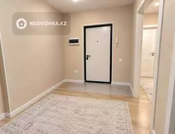 3-комнатная квартира, этаж 9 из 18, 90 м², миниатюра 3