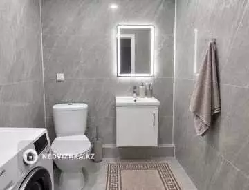 3-комнатная квартира, этаж 9 из 18, 90 м², миниатюра 11