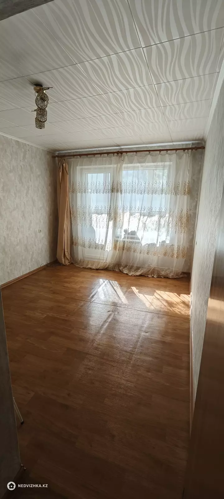 3-комнатная квартира, этаж 4 из 5, 56 м², фотография 3