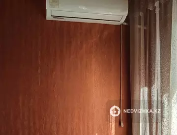 3-комнатная квартира, этаж 4 из 5, 56 м²