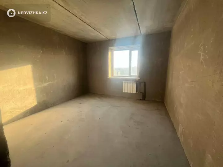 3-бөлмелі пәтер, қабат 9 барлық қабат саны 10, 141 м²