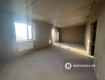3-комнатная квартира, этаж 9 из 10, 141 м², миниатюра 4