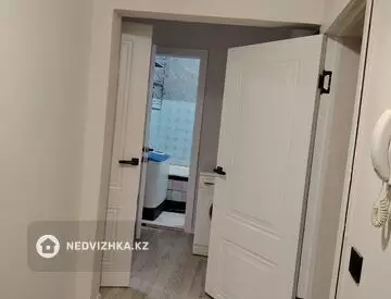 2-комнатная квартира, этаж 1 из 5, 49 м²