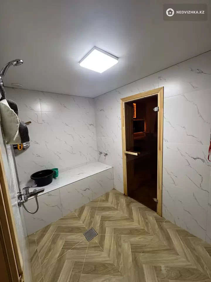 5-комнатный дом, 8 соток, 190 м², фотография 4