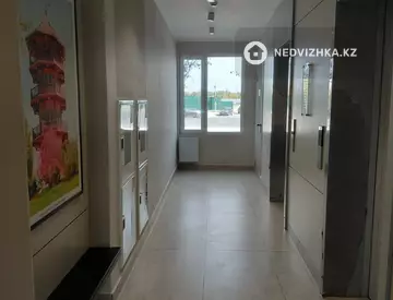 3-комнатная квартира, этаж 9 из 18, 90 м², миниатюра 5