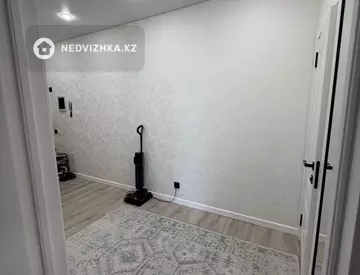 2-комнатная квартира, этаж 6 из 9, 45 м², миниатюра 9