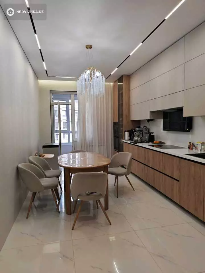 3-комнатная квартира, этаж 6 из 12, 120 м², На длительный срок, фотография 5