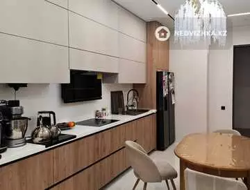 3-комнатная квартира, этаж 6 из 12, 120 м², На длительный срок, миниатюра 8