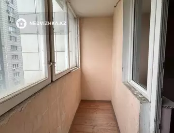 2-комнатная квартира, этаж 5 из 14, 75 м², миниатюра 2