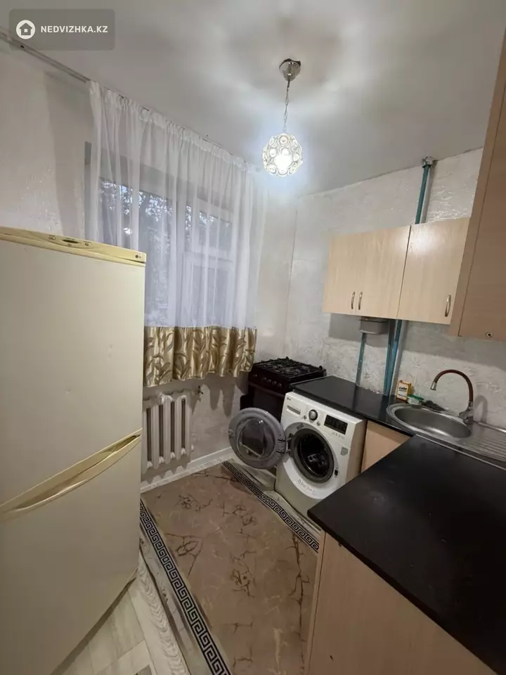 2-комнатная квартира, этаж 1 из 5, 45 м², фотография 3