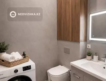 2-комнатная квартира, этаж 6 из 18, 65 м², Посуточно, миниатюра 11