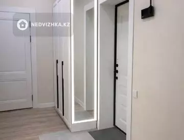 2-комнатная квартира, этаж 6 из 18, 65 м², Посуточно, миниатюра 10