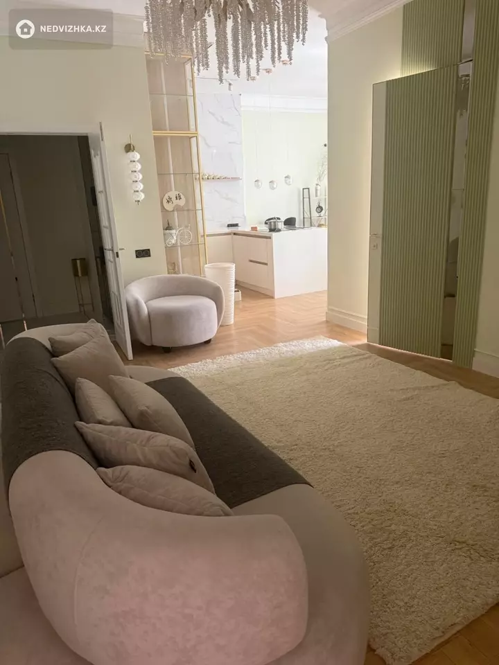 4-бөлмелі пәтер, қабат 13 барлық қабат саны 17, 105 м², На длительный срок, 5-фотосурет