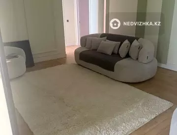 4-комнатная квартира, этаж 13 из 17, 105 м², На длительный срок, миниатюра 11