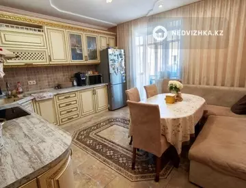 4-комнатная квартира, этаж 4 из 12, 138 м², миниатюра 6