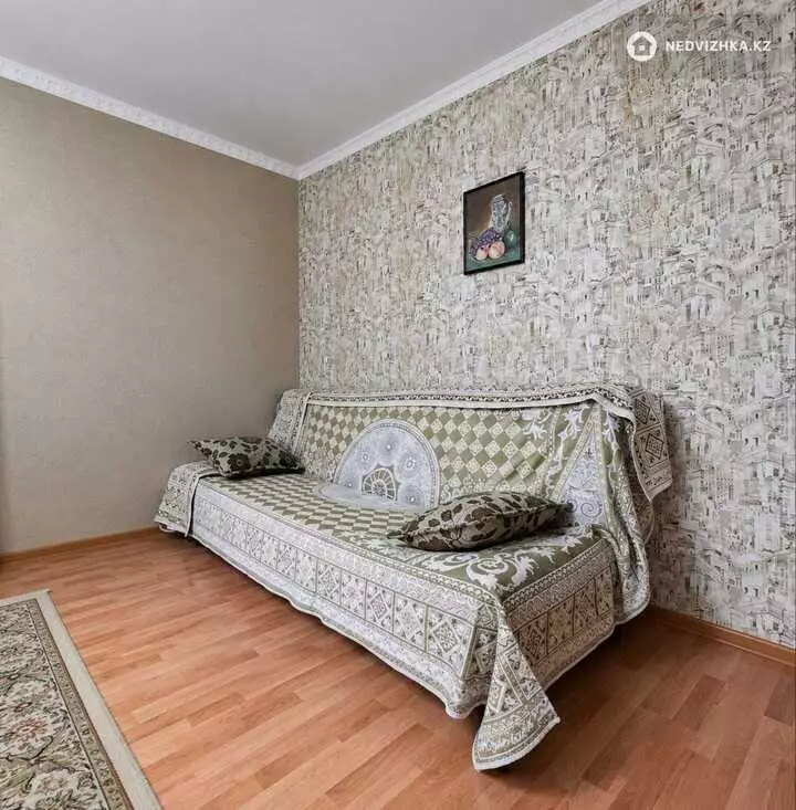 1-комнатная квартира, этаж 2 из 5, 45 м², Посуточно, фотография 4