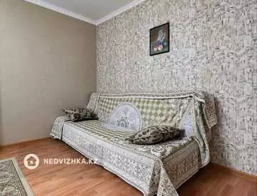 1-комнатная квартира, этаж 2 из 5, 45 м², На длительный срок