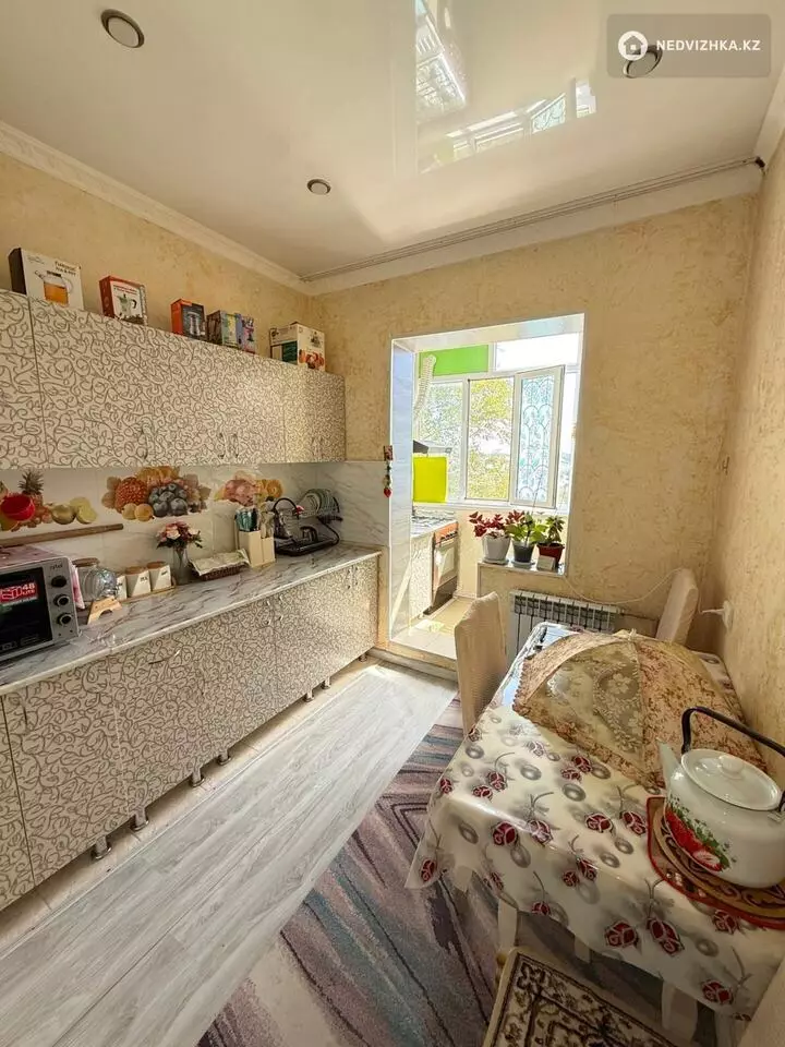 2-комнатная квартира, этаж 5 из 5, 54 м², фотография 2