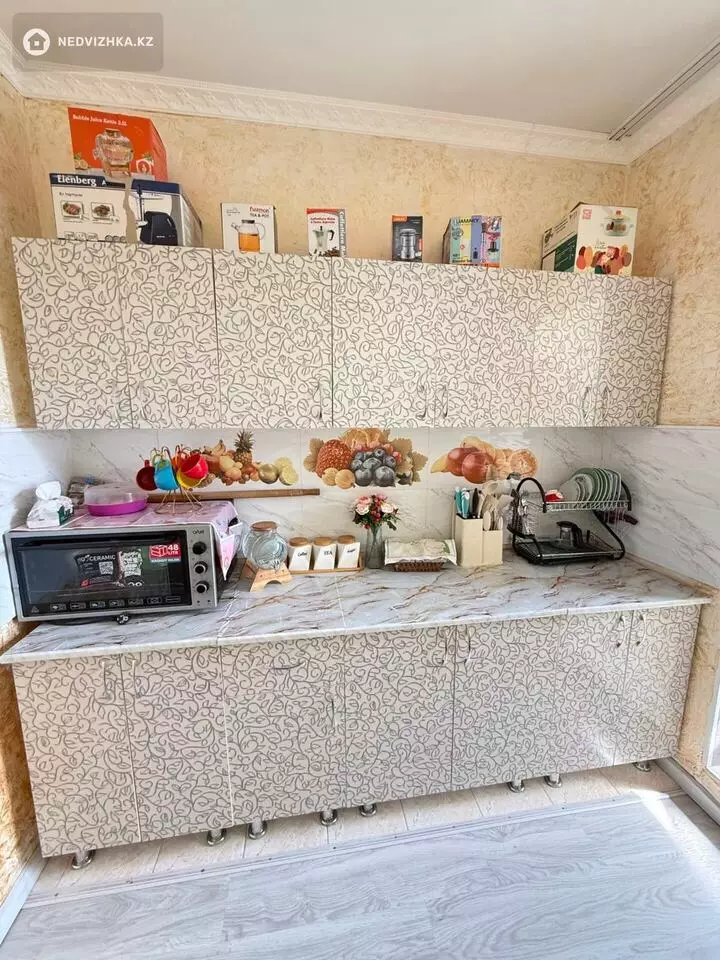 2-комнатная квартира, этаж 5 из 5, 54 м², фотография 3