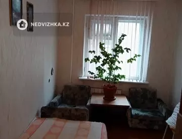 3-комнатная квартира, этаж 1 из 5, 62 м²