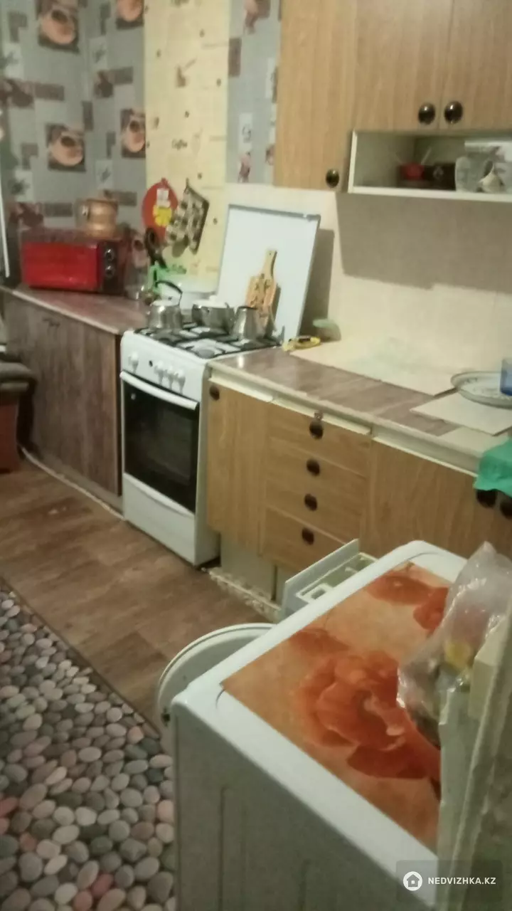 2-бөлмелі пәтер, қабат 3 барлық қабат саны 5, 62 м², На длительный срок, 4-фотосурет