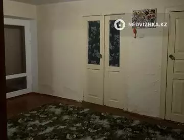 8-бөлмелі үй, 6 соттық, 377 м², 10-нобай